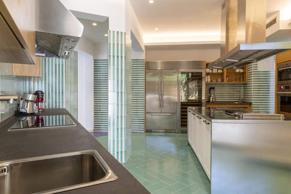 Unique View With Private Pool Near Villa *