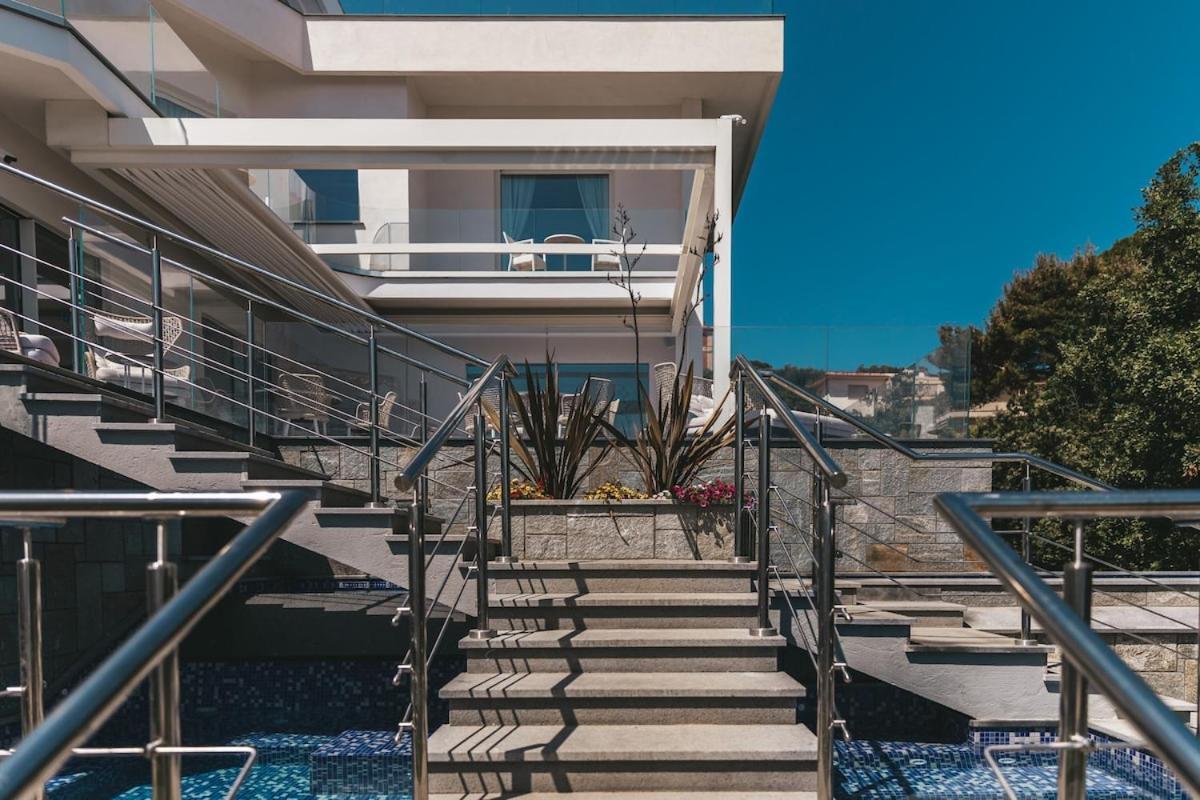 Unique View With Private Pool Near Villa *