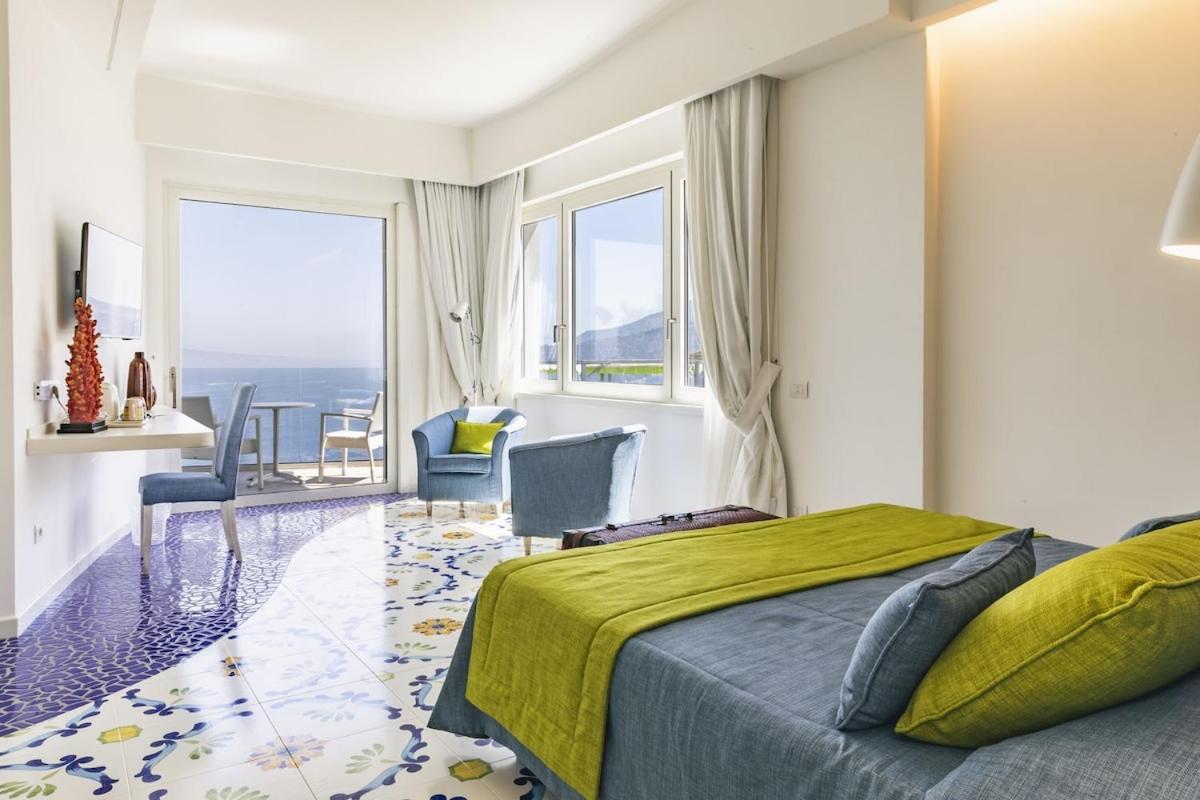 Unique View With Private Pool Near Villa