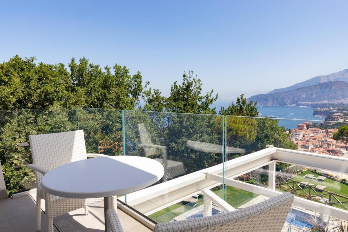 Unique View With Private Pool Near Sorrente