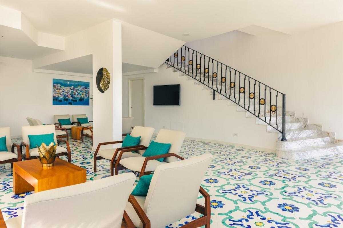 Villa Unique View With Private Pool Near